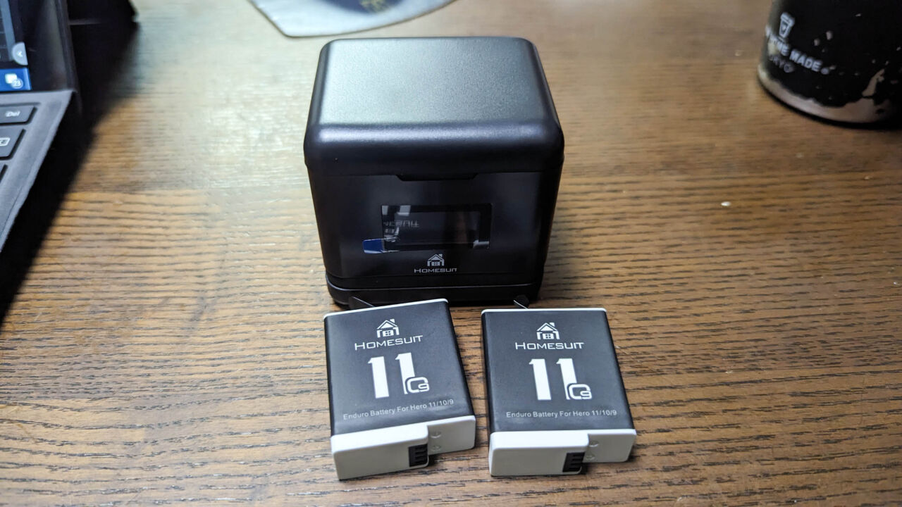 GoProのサードパーティ充電器＋バッテリーを買ってみた