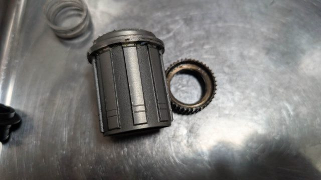 MAVIC ID360グリスの代替え品(FinishLine セラミックグリス)を使ってみた