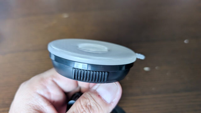 自動車のスマホマウントのMagSafeを買い替えました
