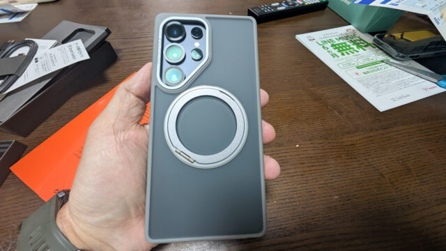 Samsung Galaxy S25 Ultraを開封