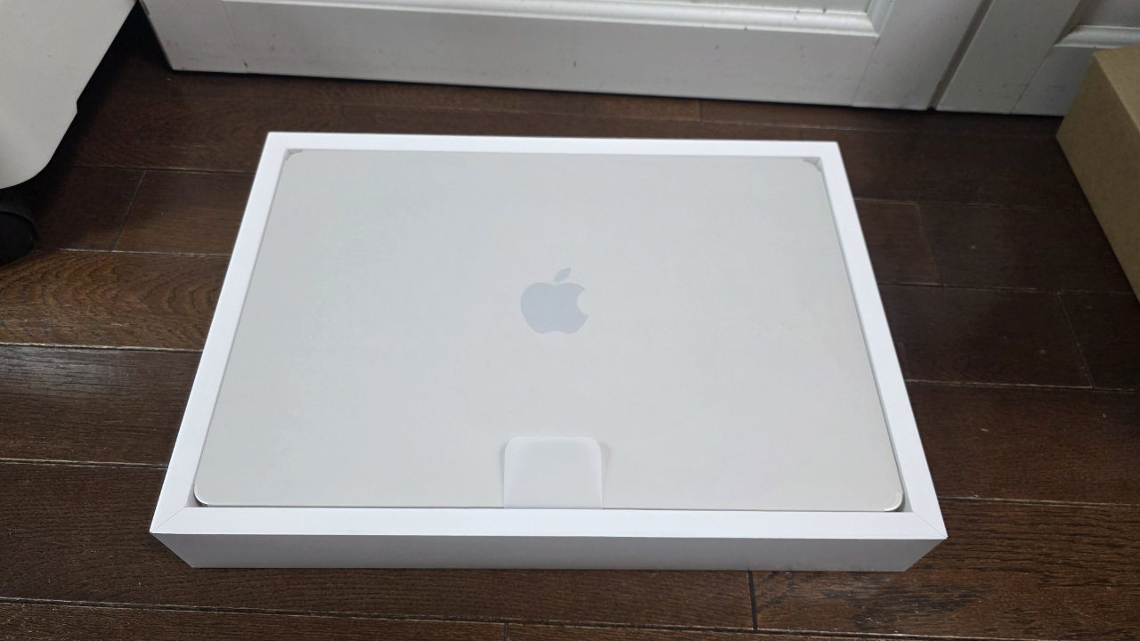MacBook Air M5到着したので開封しました