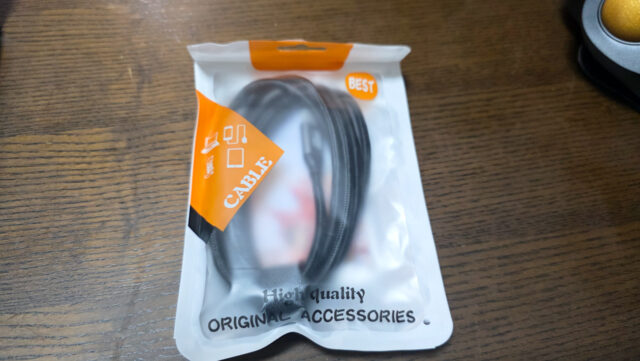 映像出力ができるUSBケーブルを買いました