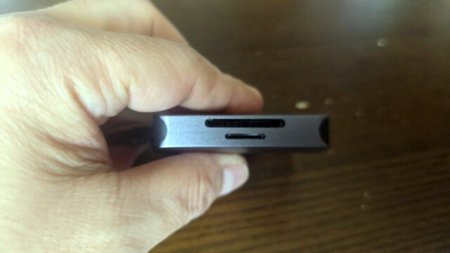 SDカードリーダー付きのUSBハブを買ってみました