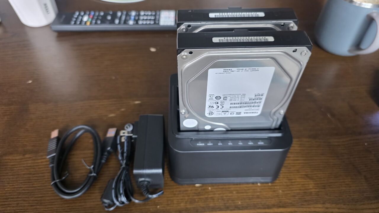 HDDが2台使えるHDDスタンドを買ってみました