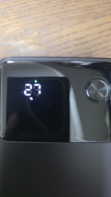 容量の大きなモバイルバッテリー(Anker Power Bank 20000mAh/30W)を買ってみた