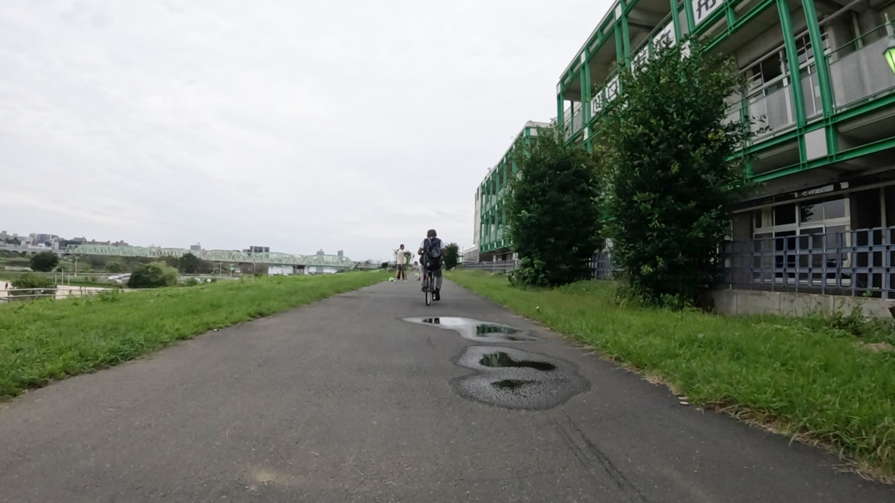 荒サイで水たまりライド
