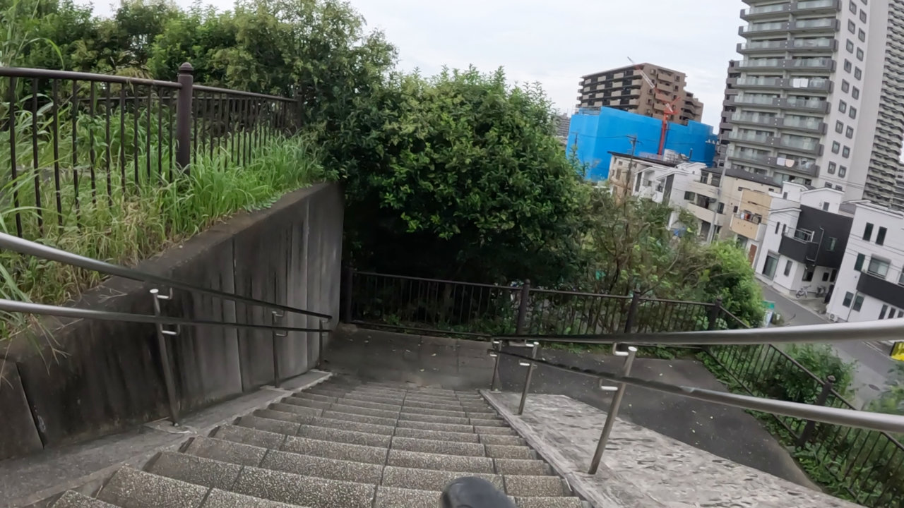 荒サイで水たまりライド